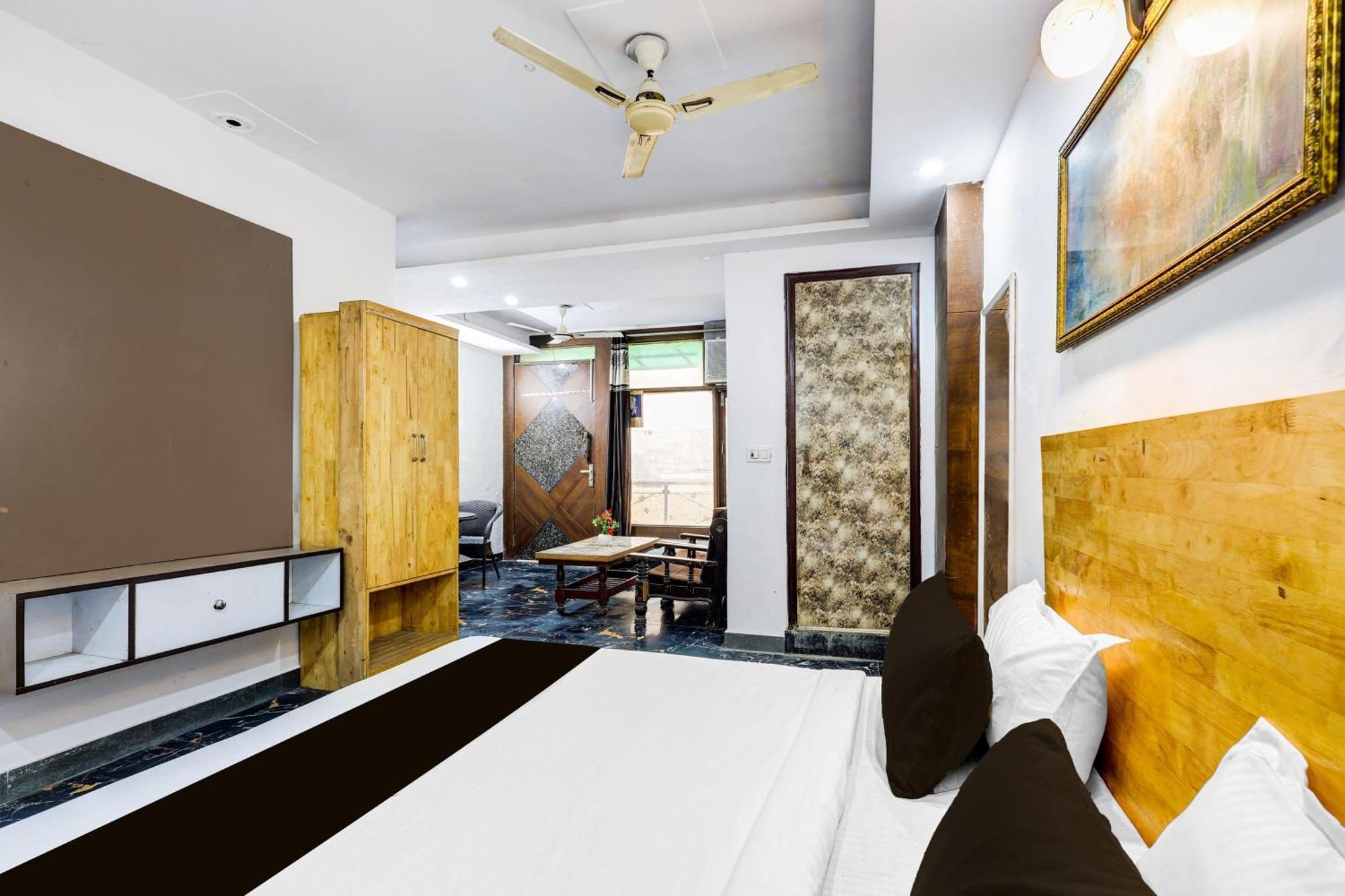 ניו דלהי Hotel O Hari Nagar Ashram מראה חיצוני תמונה